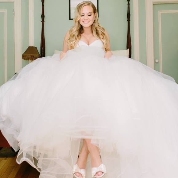 Meet your Posher, Brittney - Picture 1 of 1